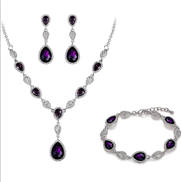 Jewelry - Amethyst color jewelry set